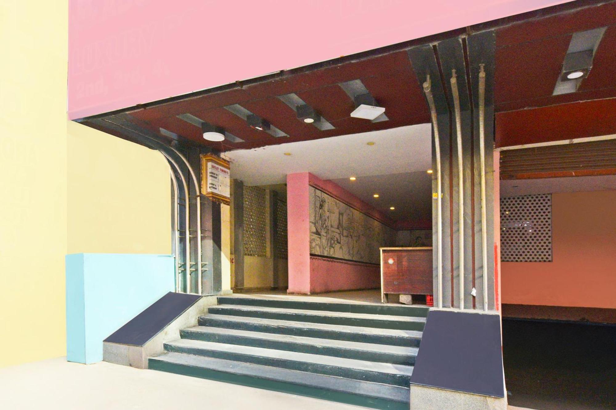 Hotel OYO 11376 Golden Park Hyderabad Exterior foto