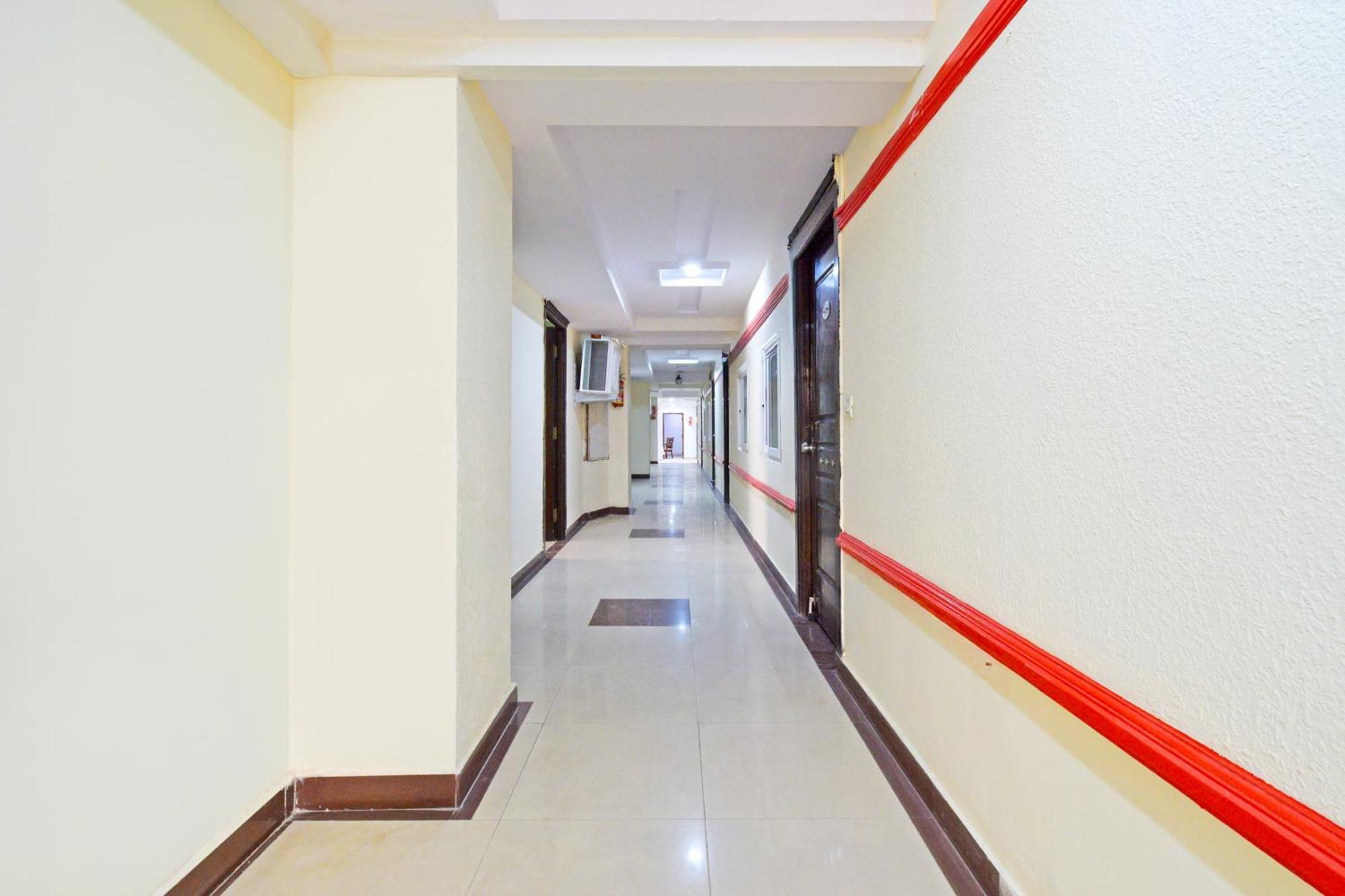 Hotel OYO 11376 Golden Park Hyderabad Exterior foto