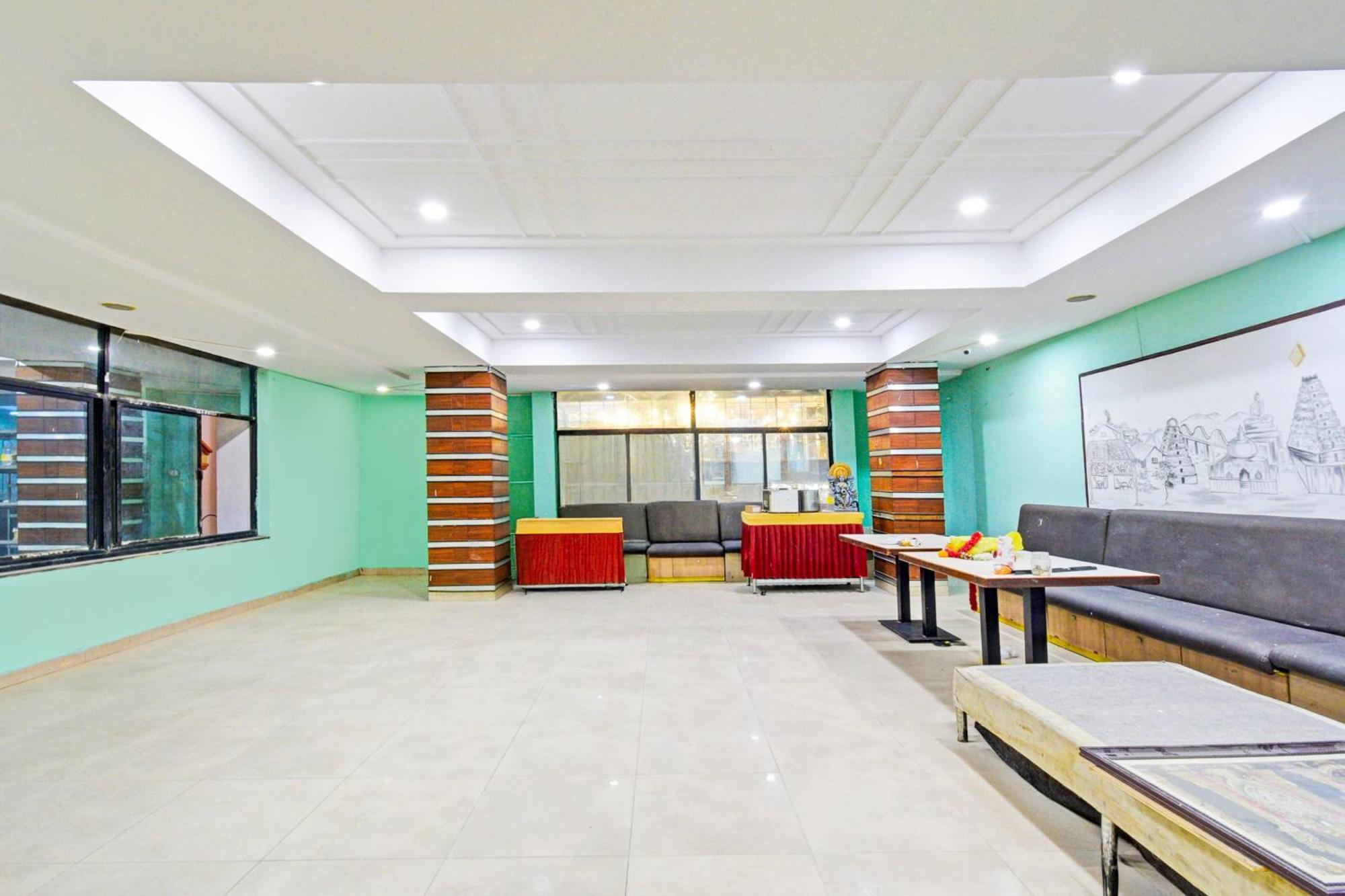 Hotel OYO 11376 Golden Park Hyderabad Exterior foto
