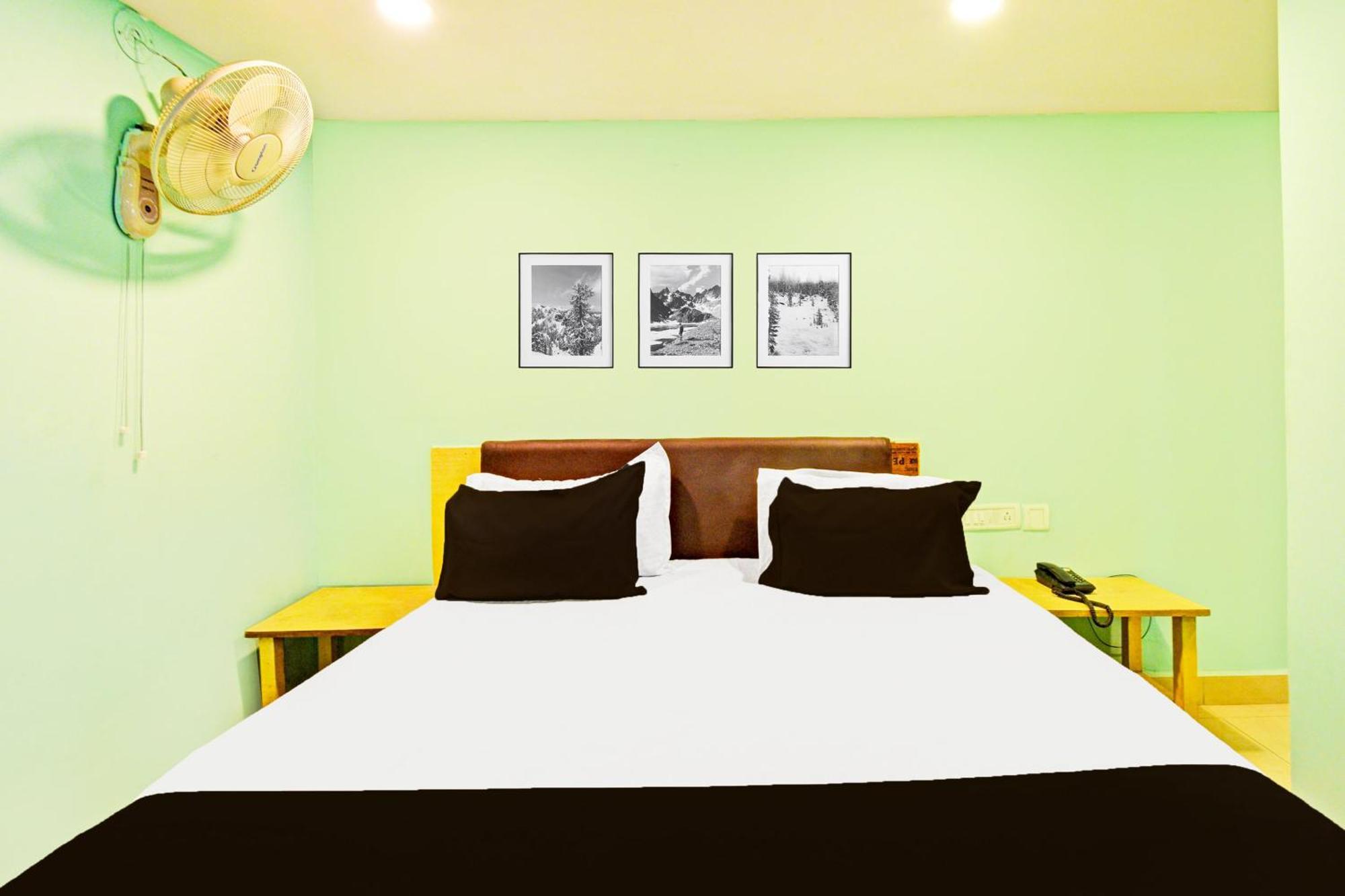 Hotel OYO 11376 Golden Park Hyderabad Exterior foto