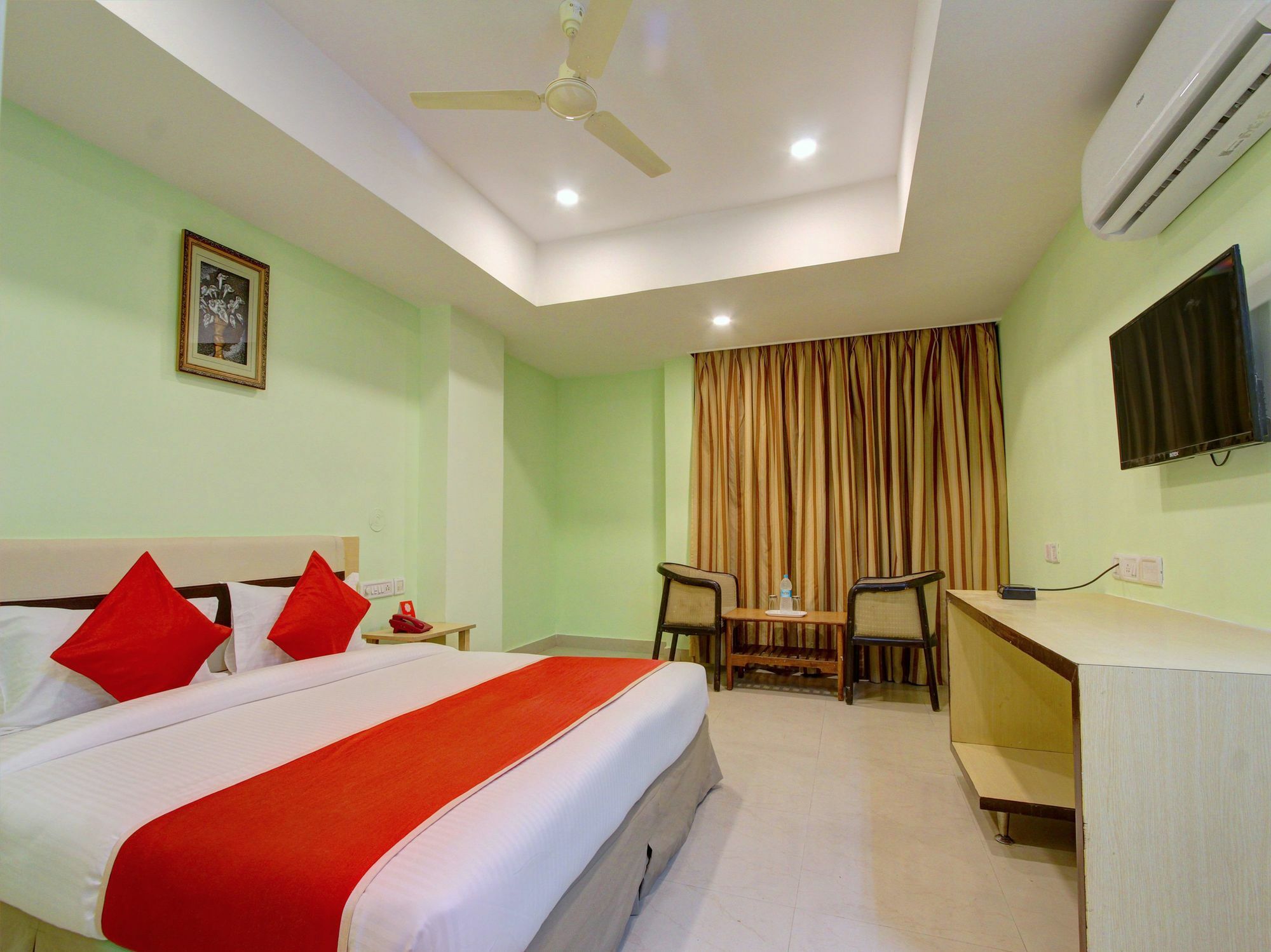Hotel OYO 11376 Golden Park Hyderabad Exterior foto